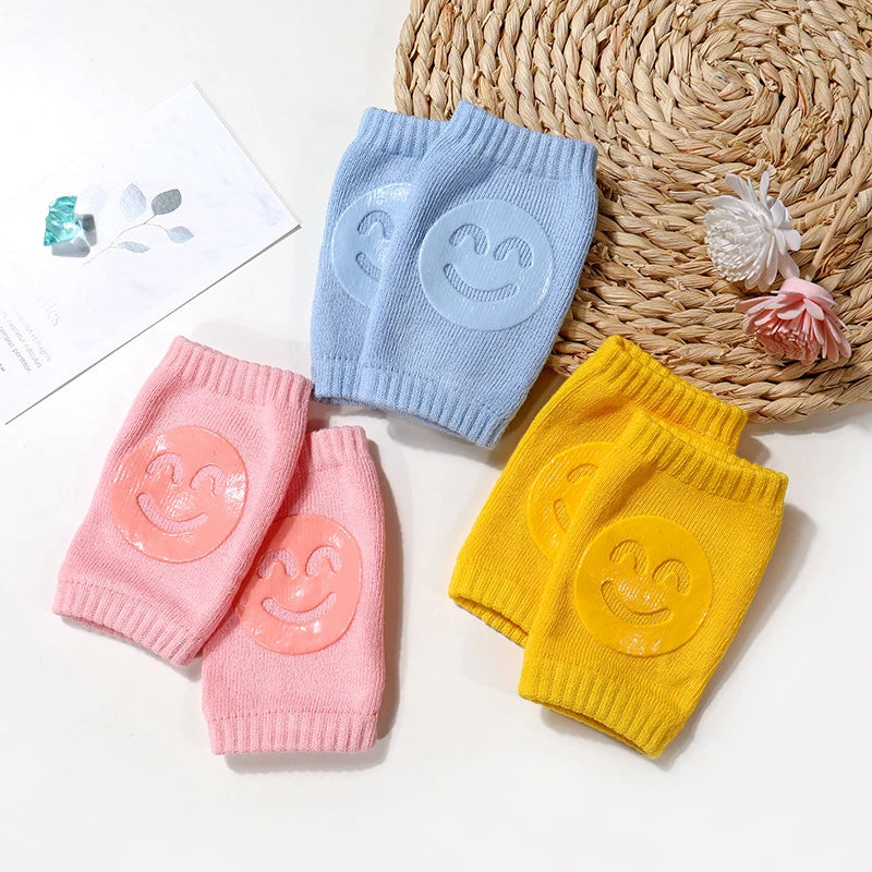 Cushy Footsie™ Knee Hugs: Baby Protection Pads