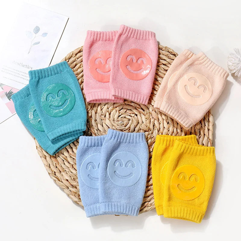 Cushy Footsie™ Knee Hugs: Baby Protection Pads