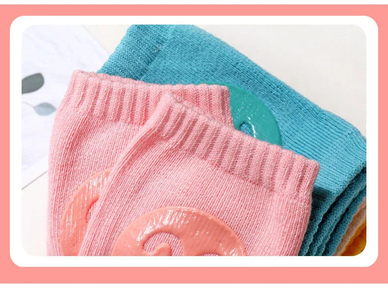 Cushy Footsie™ Knee Hugs: Baby Protection Pads