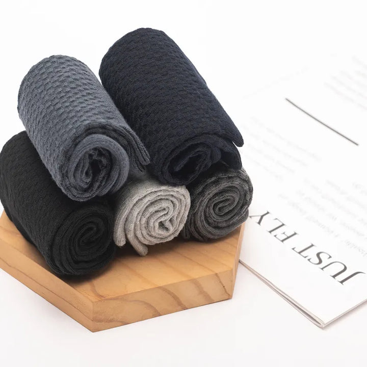 Cushy Footsie™ Bamboo Breeze: Light & Soft Socks for Everyday Luxury