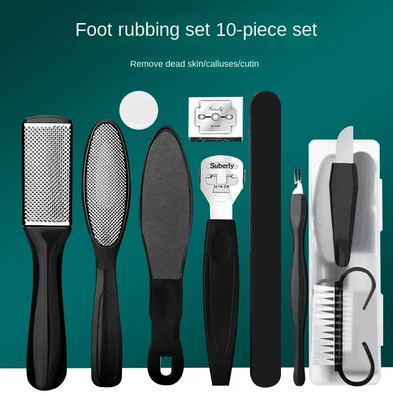 Cushy-Footsie-Foot-Transformation-Kit-Goodbye-Calluses-Hello-Softness-black-set-green-background